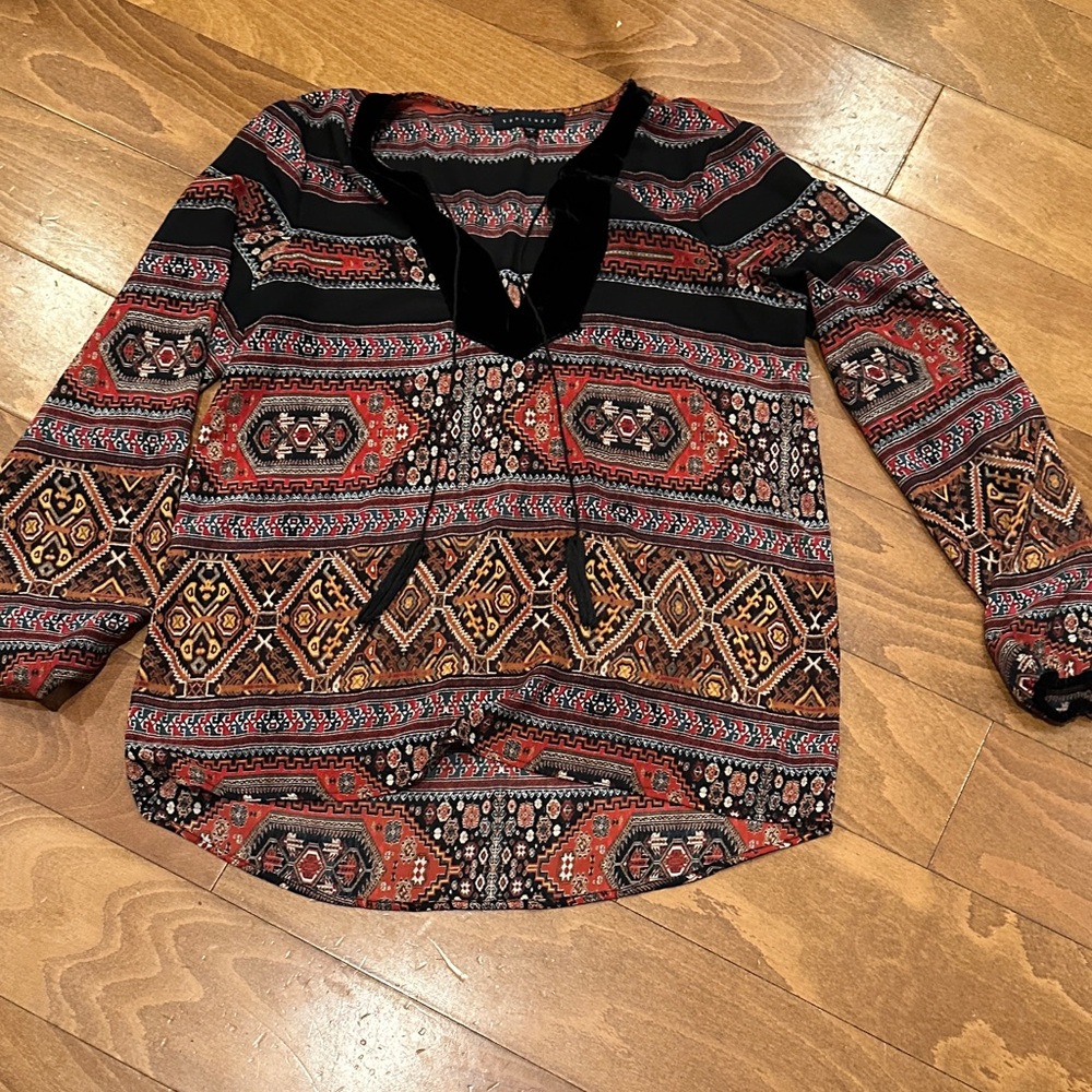 Sanctuary Women's Bohemian Blouse - Black‎ and Red Pattern